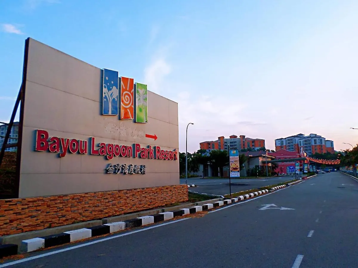Fun Splash Water Park Resort Melaka - Free Ticket Unlimited Entry Apartment