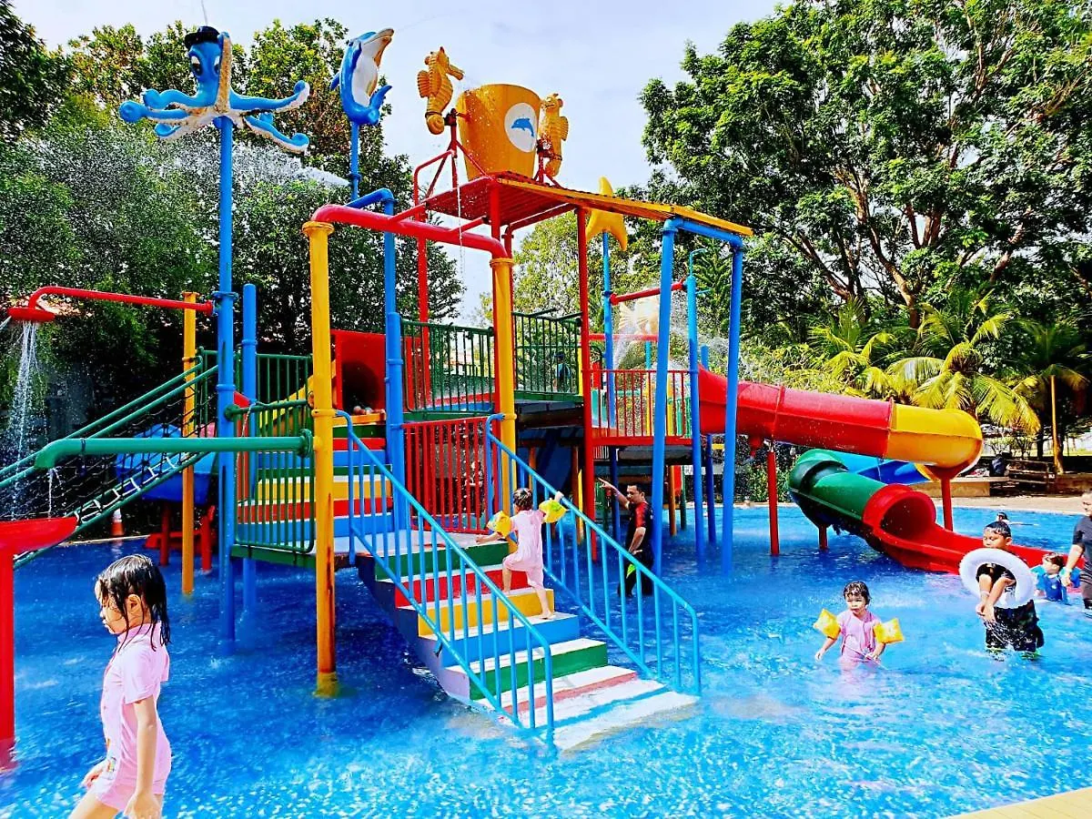 Fun Splash Water Park Resort Melaka - Free Ticket Unlimited Entry